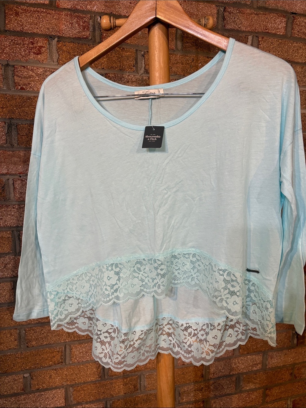 Ambercrombie & Fitch Teal  Shirt 3/4 sleeves Size:S NWT